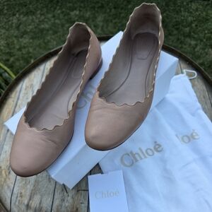 Chloé Scalloped Edge Taupe Flats, Size 41